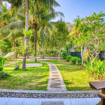 Ananta Bungalow Sakti Екстер'єр фото